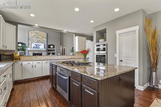 2512 Willow Glen Drive, Colorado Springs, CO 80920