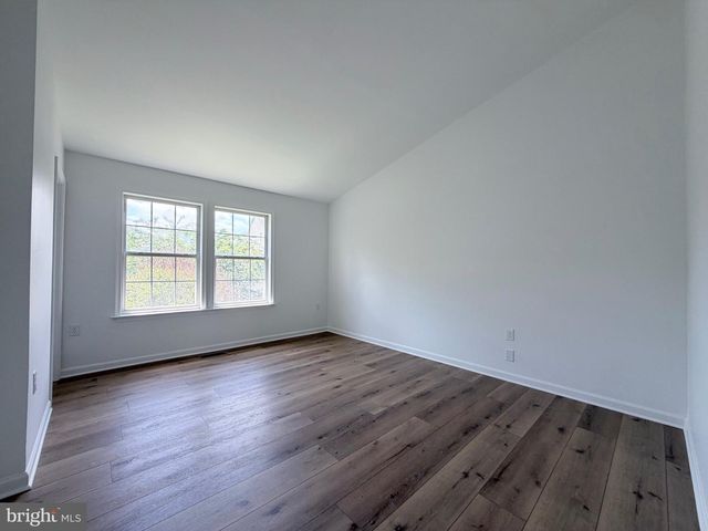 87 NORTHWINDS DR, Charles Town, WV 25414