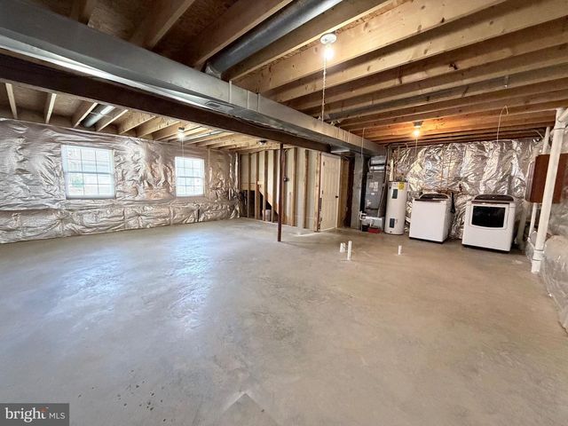 87 NORTHWINDS DR, Charles Town, WV 25414