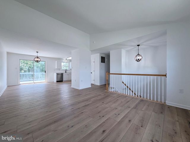 87 NORTHWINDS DR, Charles Town, WV 25414