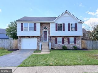 87 NORTHWINDS DR, Charles Town, WV 25414