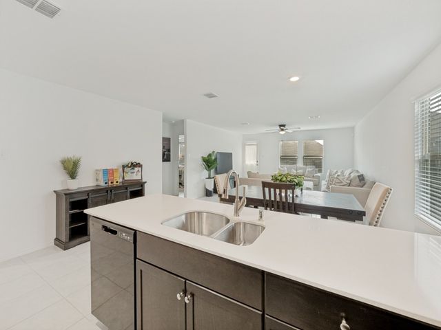 8421 Fawn Creek Drive, Fort Worth, TX 76123