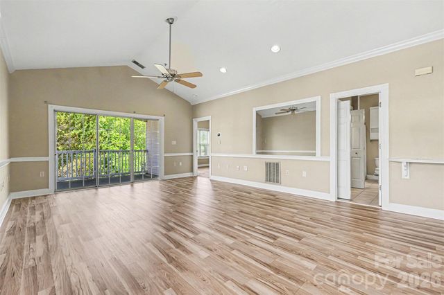 9241 Meadow Vista Road, Charlotte, NC 28213