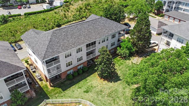 9241 Meadow Vista Road, Charlotte, NC 28213