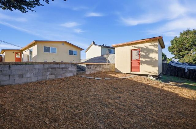 359 Reindollar Avenue, Marina, CA 93933
