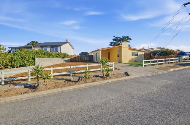 359 Reindollar Avenue, Marina, CA 93933