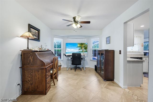 9814 Country Oaks DR, Fort Myers, FL 33967