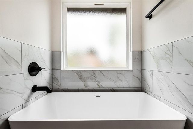 3113 E Noble Drive, Edmond, OK 73034