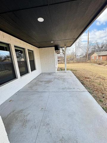 3113 E Noble Drive, Edmond, OK 73034