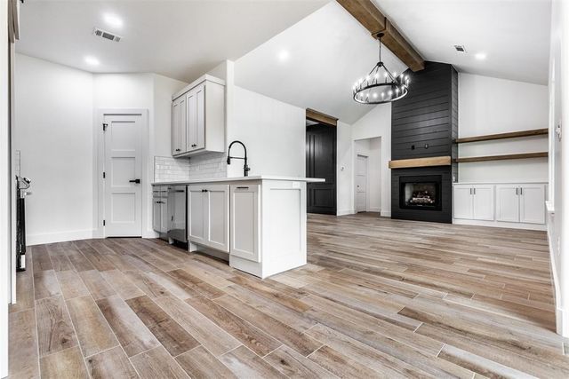 3113 E Noble Drive, Edmond, OK 73034