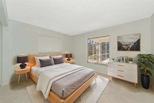 950 OXFORD DRIVE, Englewood, FL 34223