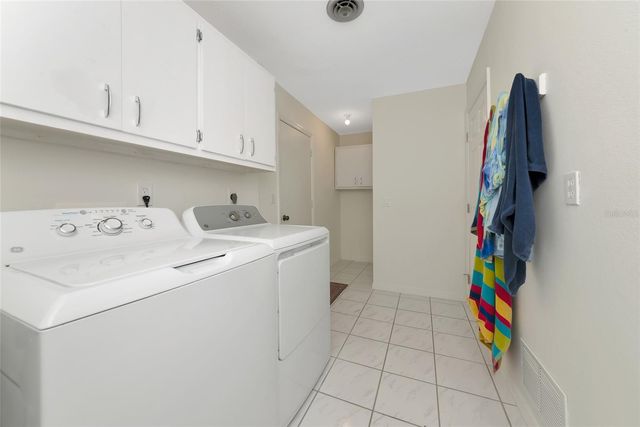 950 OXFORD DRIVE, Englewood, FL 34223