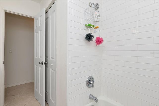 950 OXFORD DRIVE, Englewood, FL 34223