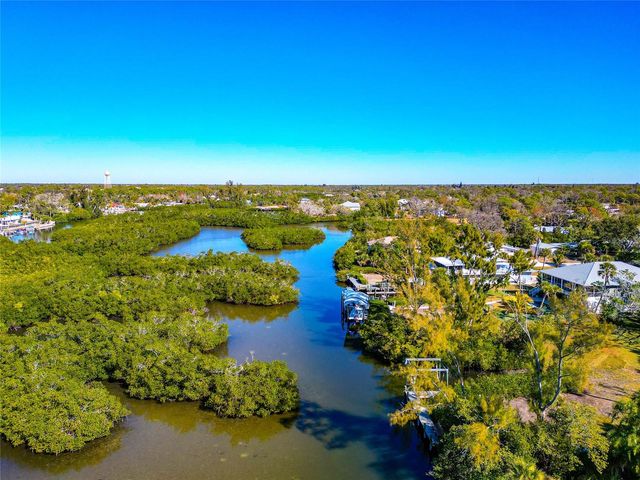 950 OXFORD DRIVE, Englewood, FL 34223