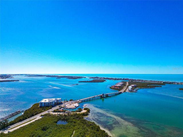 950 OXFORD DRIVE, Englewood, FL 34223