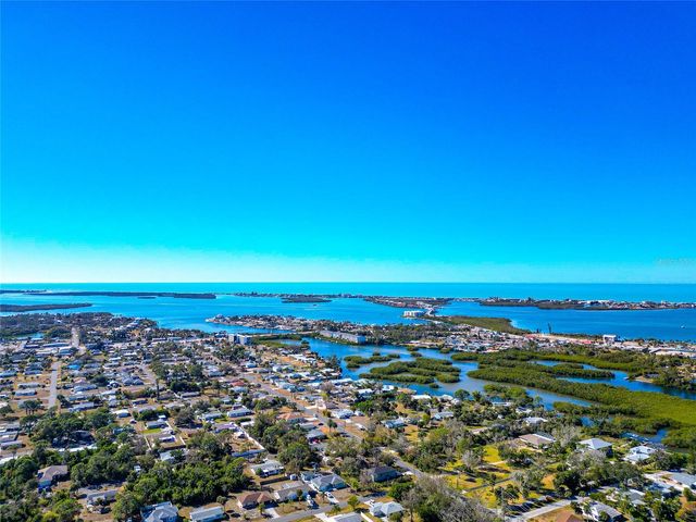 950 OXFORD DRIVE, Englewood, FL 34223