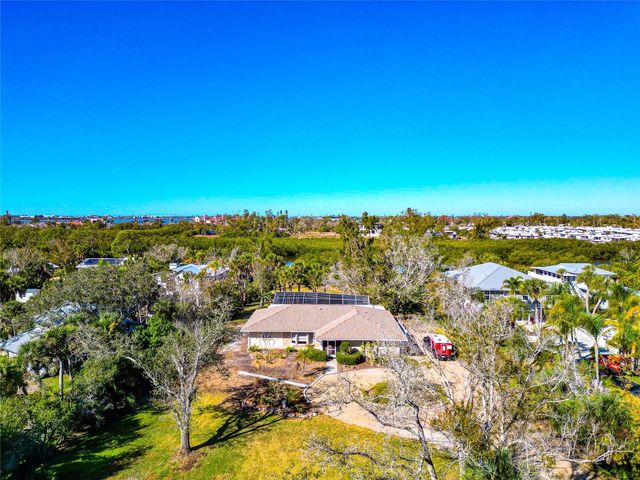 950 OXFORD DRIVE, Englewood, FL 34223