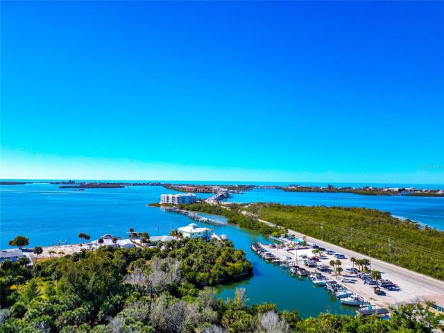 950 OXFORD DRIVE, Englewood, FL 34223