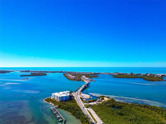 950 OXFORD DRIVE, Englewood, FL 34223