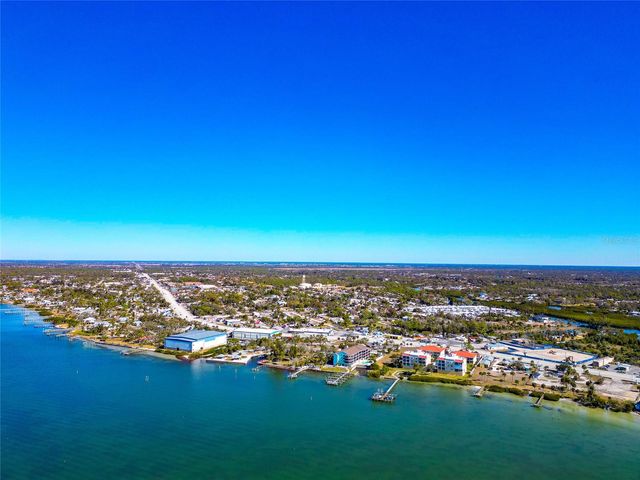 950 OXFORD DRIVE, Englewood, FL 34223