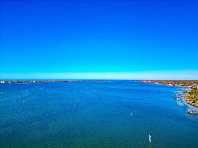 950 OXFORD DRIVE, Englewood, FL 34223