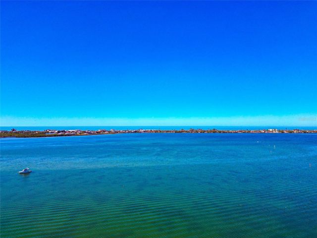 950 OXFORD DRIVE, Englewood, FL 34223