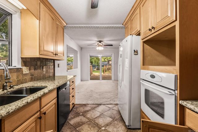 1212 N JEFF DAVIS Street, Jacksonville, AR 72116
