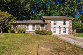 1212 N JEFF DAVIS Street, Jacksonville, AR 72116