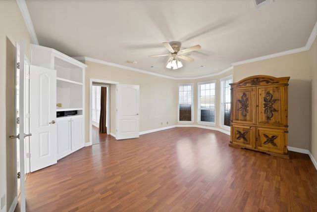 1001 Tennison Drive, Euless, TX 76039