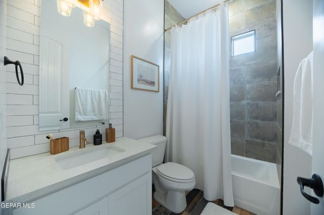 1770 Sidesaddle Drive, El Paso, TX 79911