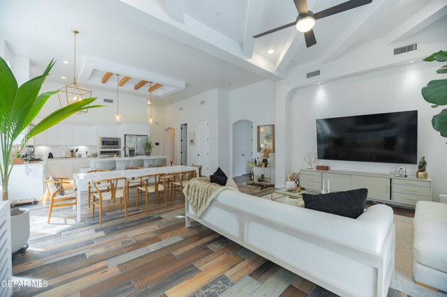 1770 Sidesaddle Drive, El Paso, TX 79911