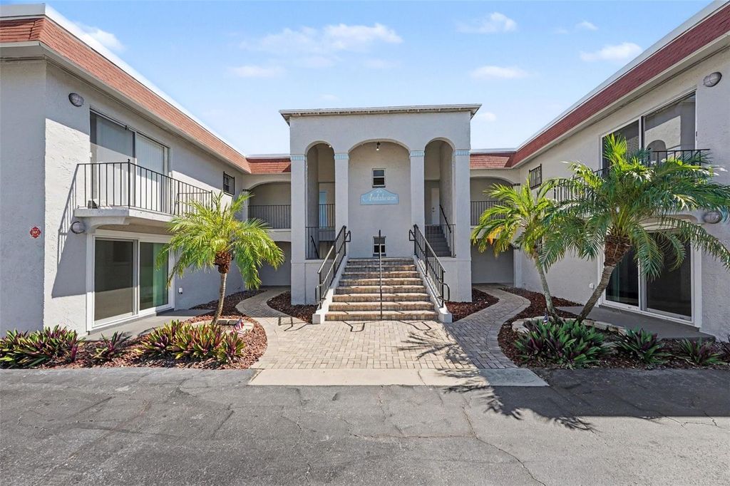8151 BLIND PASS RD 3, St Pete Beach, FL 33706