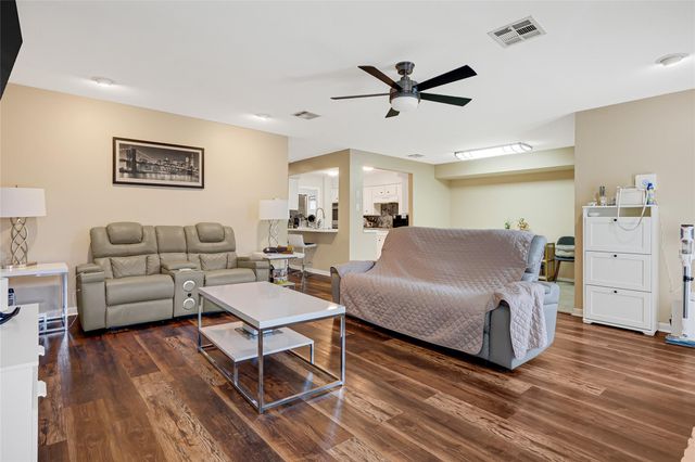 14724 Perthshire Road C, Houston, TX 77079