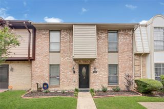 14724 Perthshire Road C, Houston, TX 77079