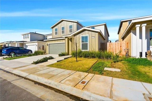 4225 Hampton, Clovis, CA 93619
