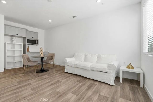 4225 Hampton, Clovis, CA 93619
