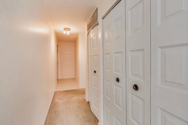 221 N KENILWORTH Avenue 105, Oak Park, IL 60302