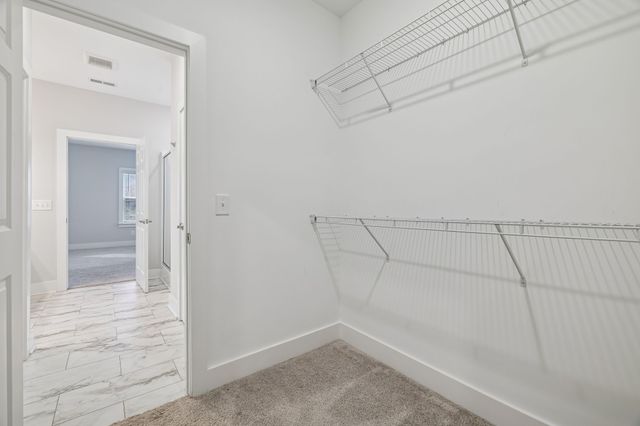 428 Triple Crown Cir, Gallatin, TN 37066