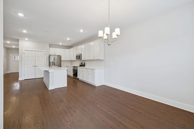 428 Triple Crown Cir, Gallatin, TN 37066