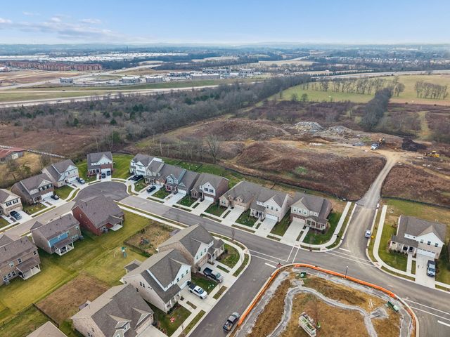 428 Triple Crown Cir, Gallatin, TN 37066