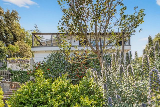 4460 Bennett Valley Rd, Santa Rosa, CA 95404