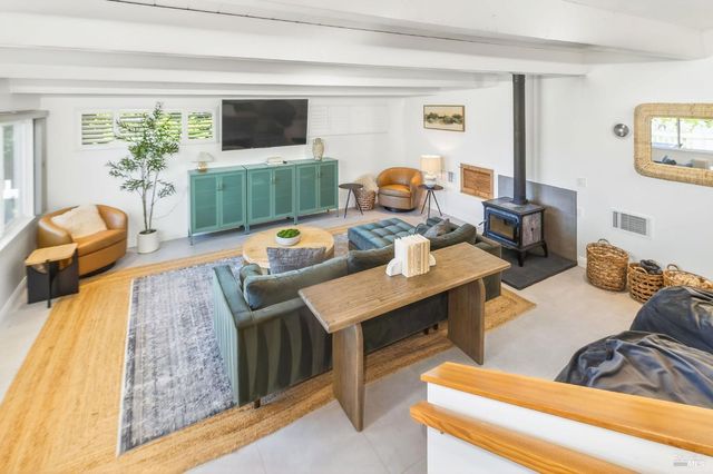 4460 Bennett Valley Rd, Santa Rosa, CA 95404