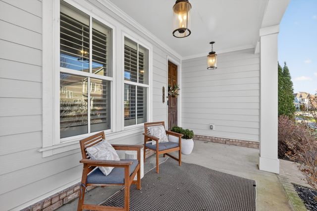 3213 Vinemont Dr, Thompsons Station, TN 37179