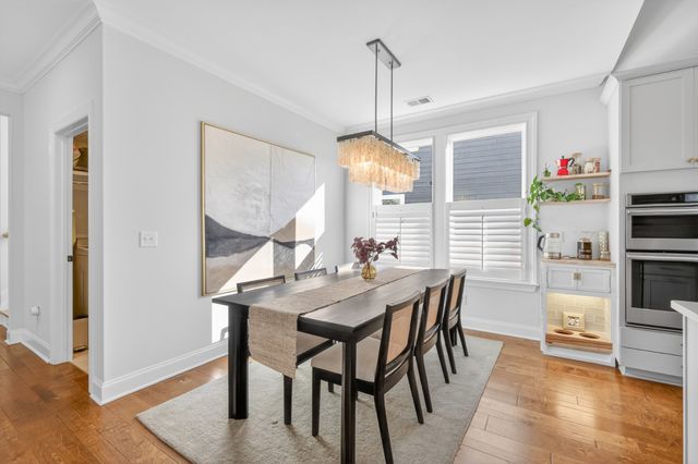 3213 Vinemont Dr, Thompsons Station, TN 37179