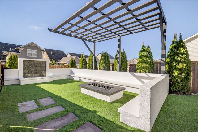 3213 Vinemont Dr, Thompsons Station, TN 37179