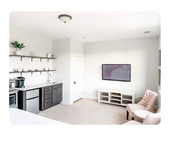 3213 Vinemont Dr, Thompsons Station, TN 37179