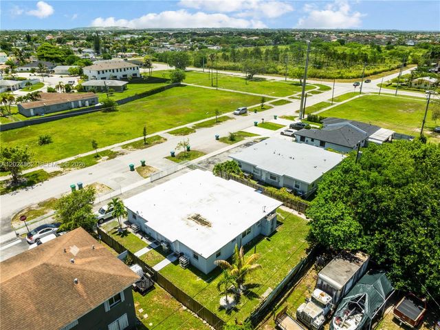 22300 SW 117th Avenue 4, Miami, FL 33170