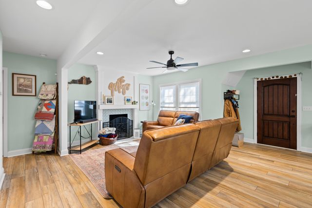 327 Main Street, Paint Lick, KY 40461