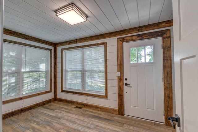 327 Main Street, Paint Lick, KY 40461