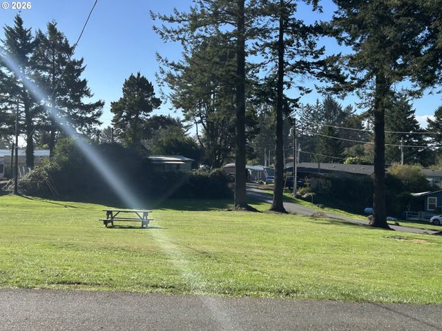 96465 COVERDELL Rd 20, Brookings, OR 97415